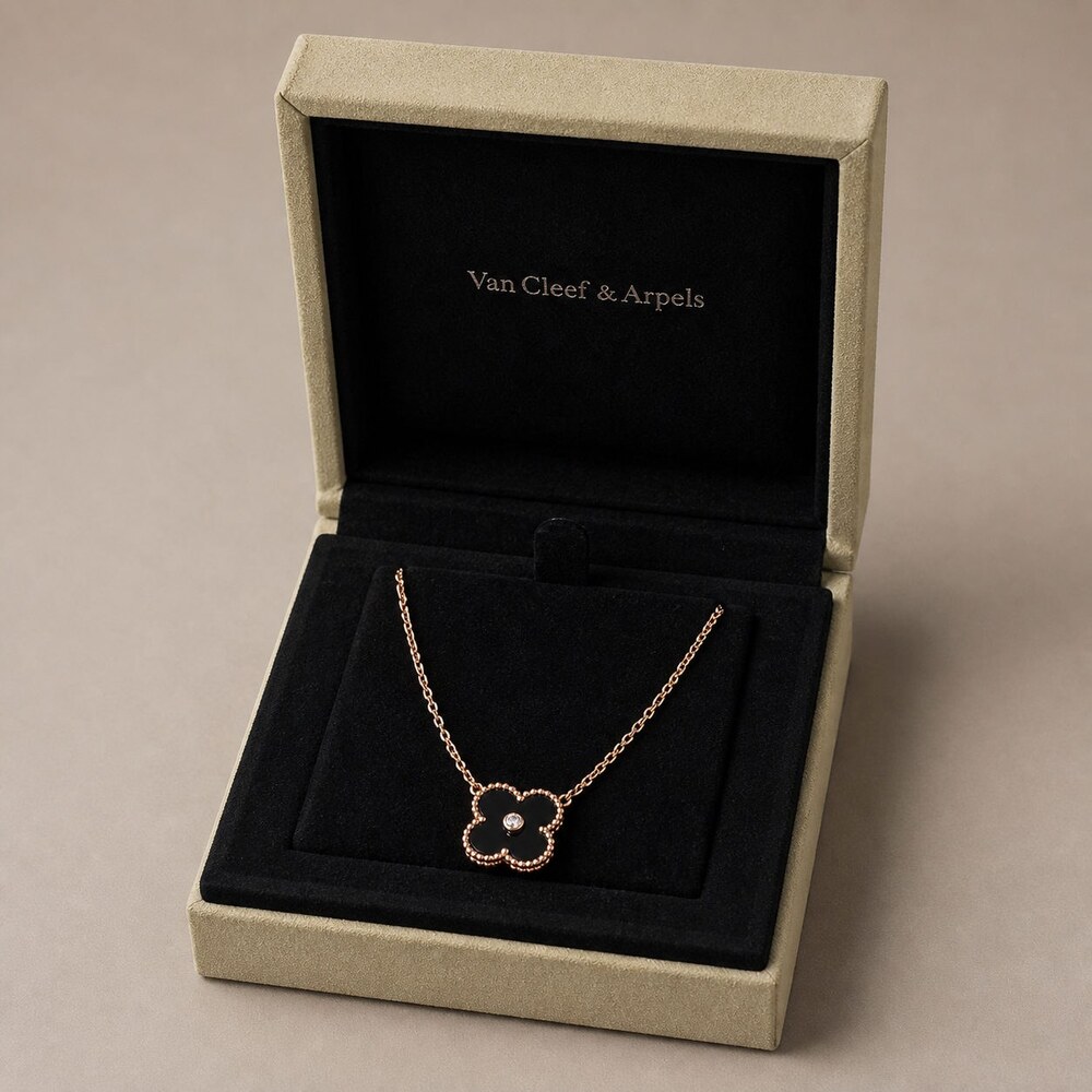 Van Cleef & Arpels Elegant Signature Necklace Style 9 | New with Box - Picture 7 of 9